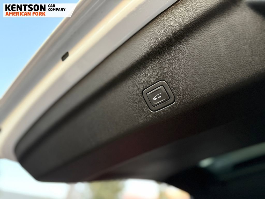 Used 2024 GMC Yukon Denali Ultimate image 48