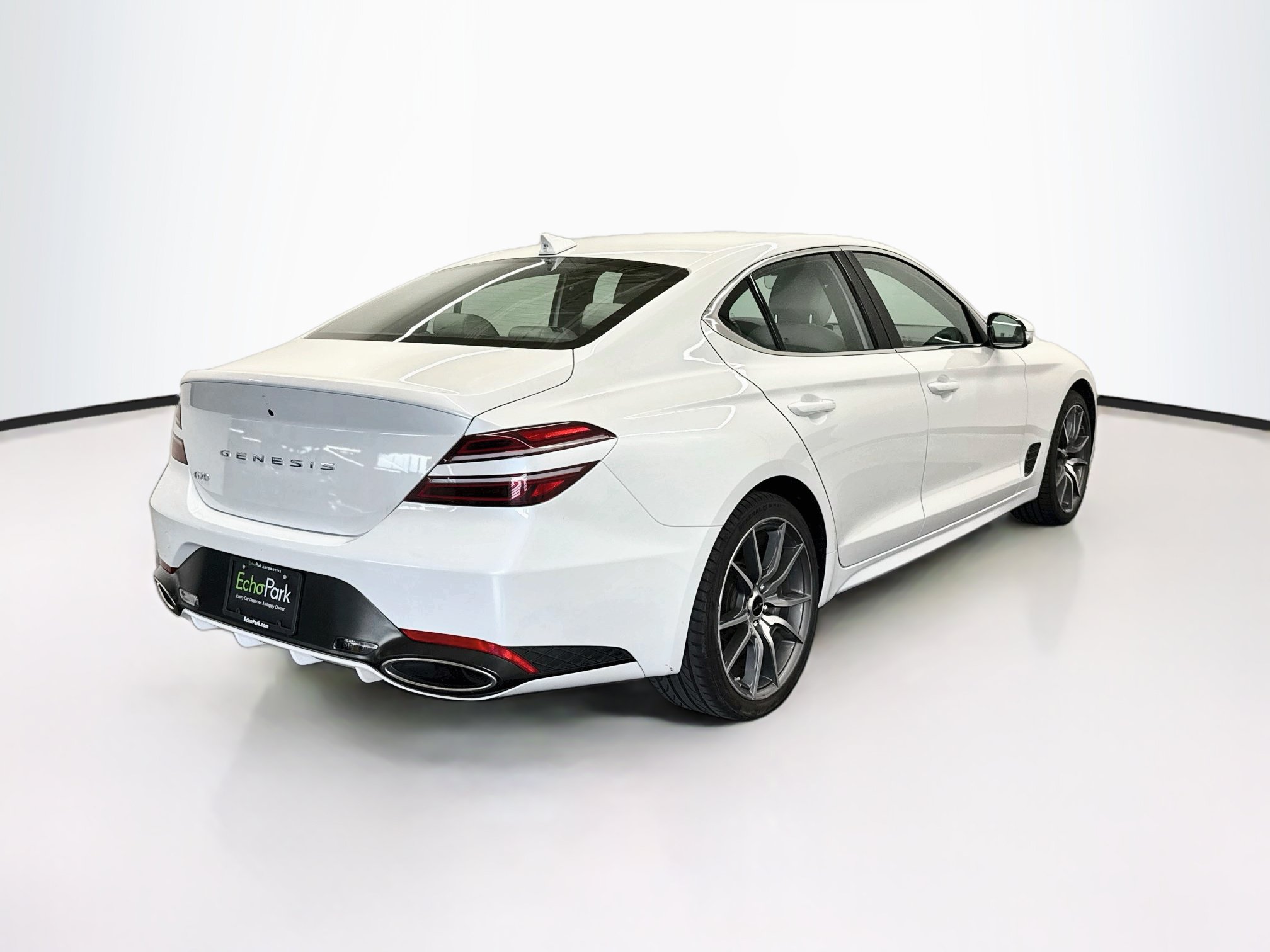 Used 2025 Genesis G70 2.5T RWD image 9
