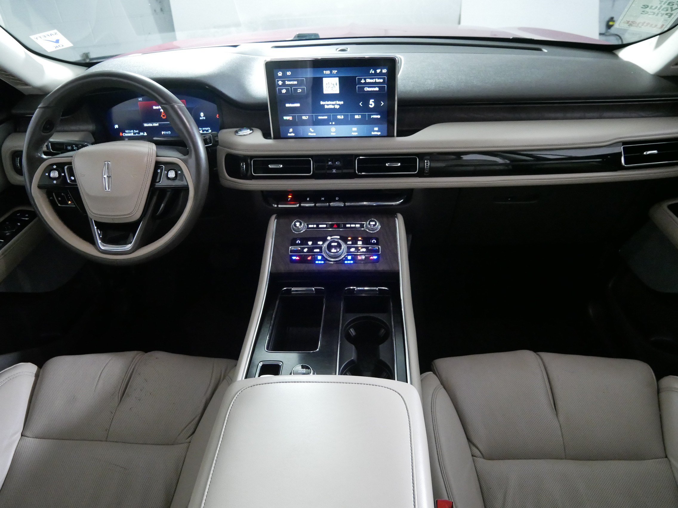 Used 2020 Lincoln Aviator Reserve w/ Equipment Group 202A AWD/4WD image 10