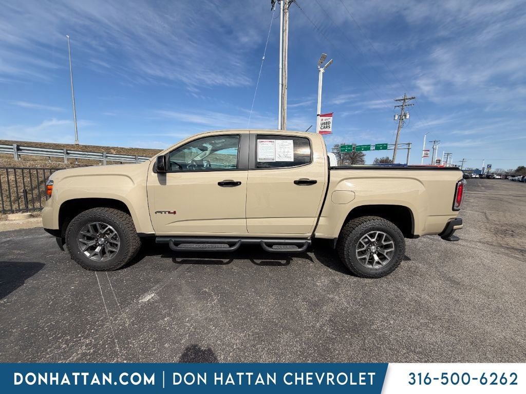 Used 2022 GMC Canyon AT4 w/ Trailering Package image 10