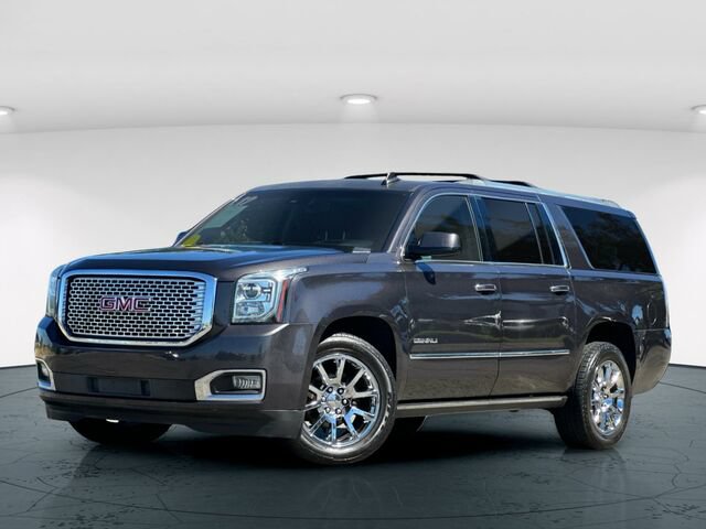 Used 2017 GMC Yukon XL Denali w/ Open Road Package AWD/4WD image 2