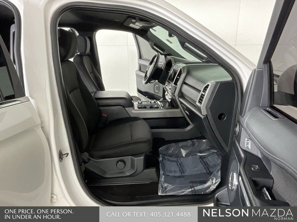 Used 2019 Ford Expedition XLT image 15