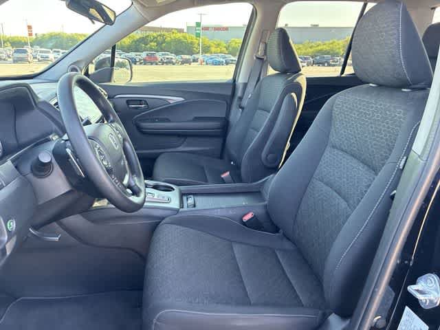 Used 2023 Honda Ridgeline Sport image 17