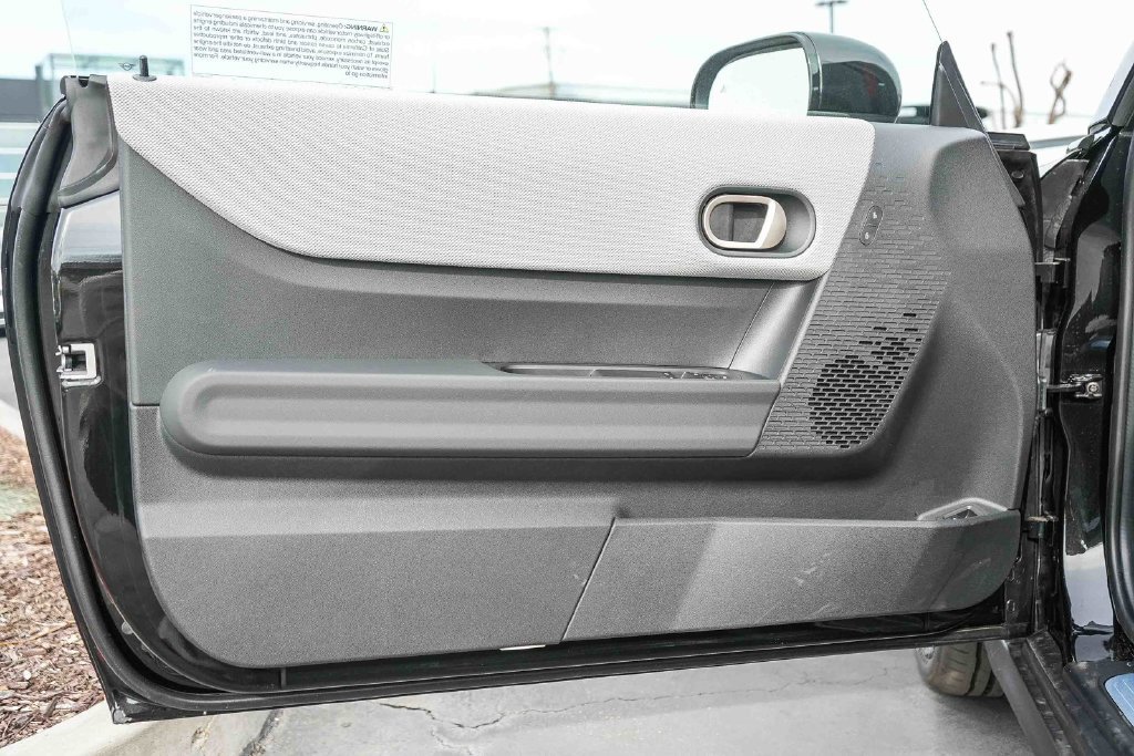 Used 2026 MINI Cooper 2-Door Hardtop FWD image 23