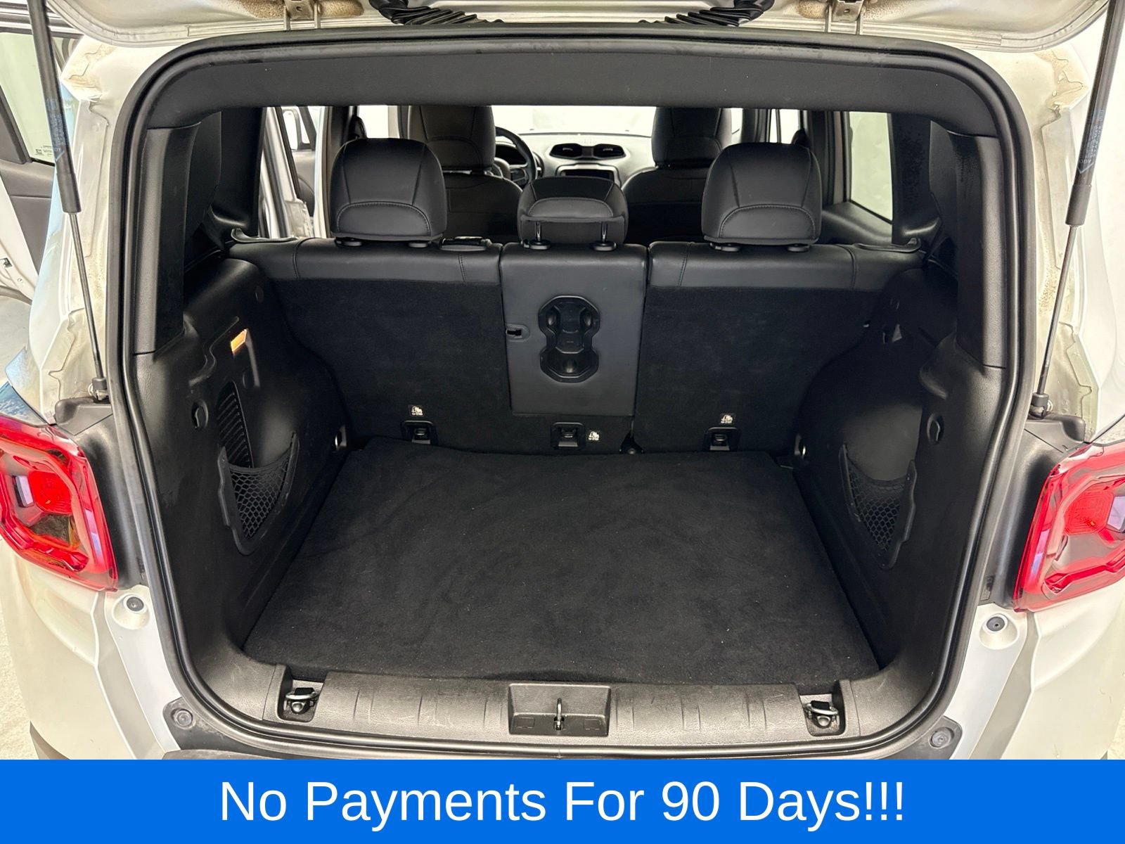 Used 2019 Jeep Renegade Limited w/ Quick Order Package 22P AWD/4WD image 42
