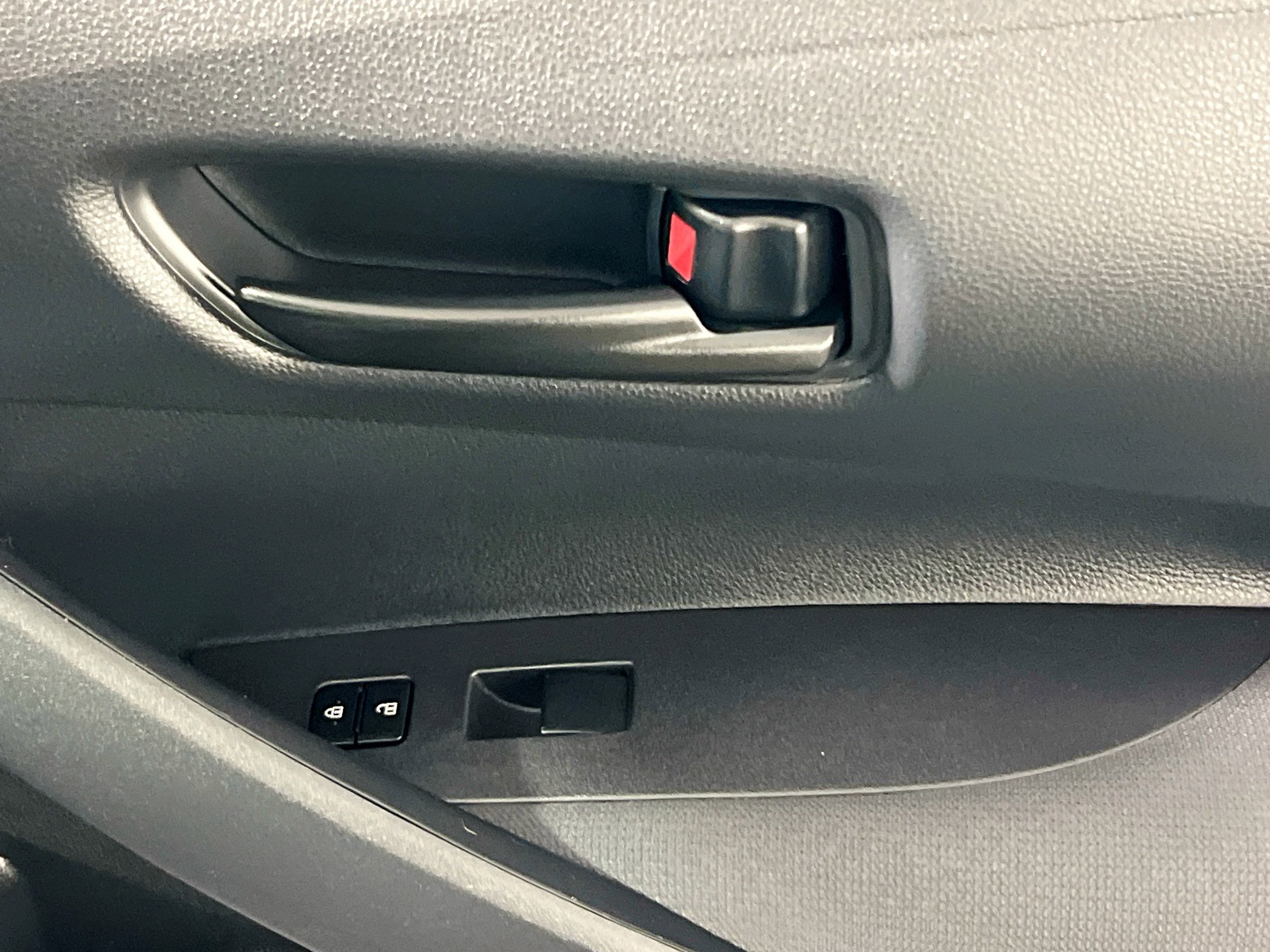 Used 2024 Toyota Corolla LE image 31