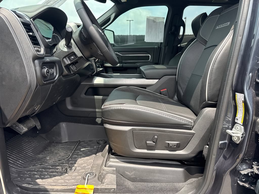 New 2026 RAM 2500 Laramie w/ Night Edition AWD/4WD image 24