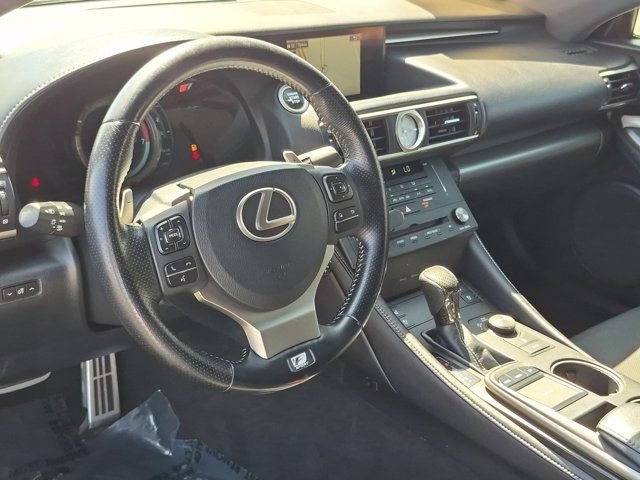 Used 2017 Lexus RC 200t F Sport RWD image 12