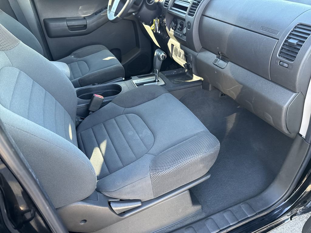 Used 2008 Nissan Xterra X image 40