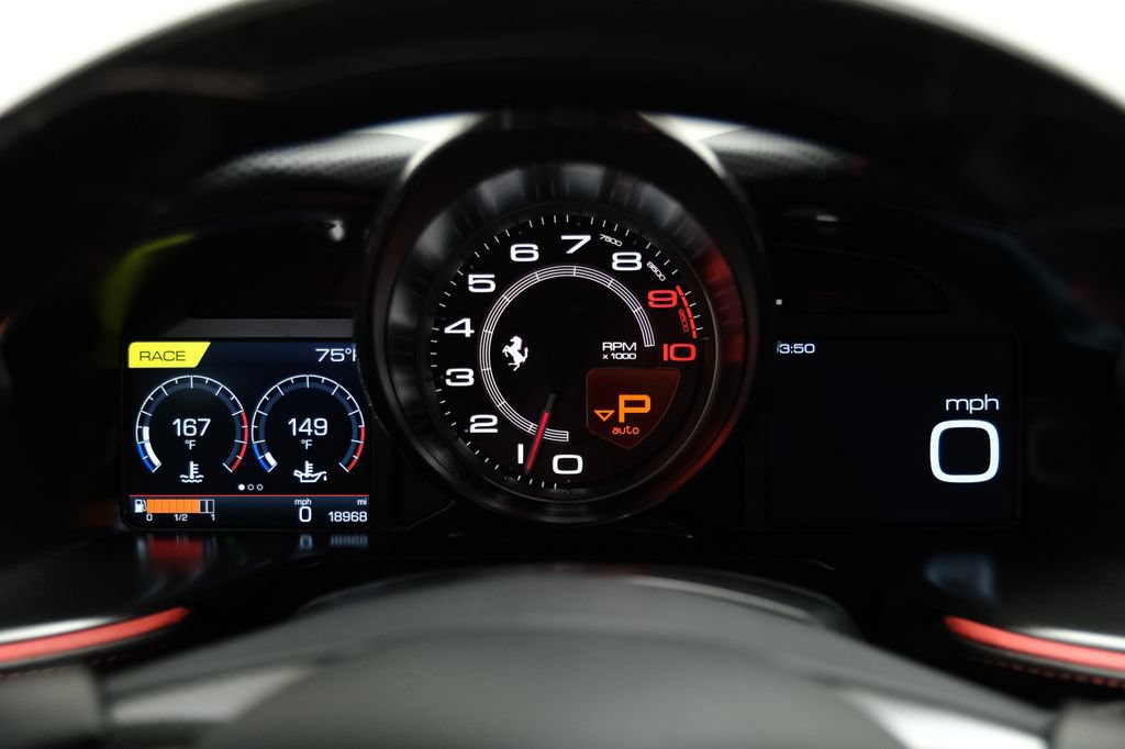 Used 2019 Ferrari 812 Superfast RWD image 20