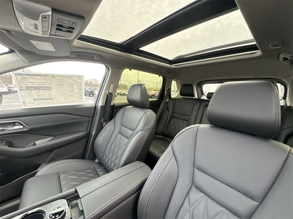 New 2026 Nissan Rogue Platinum image 22