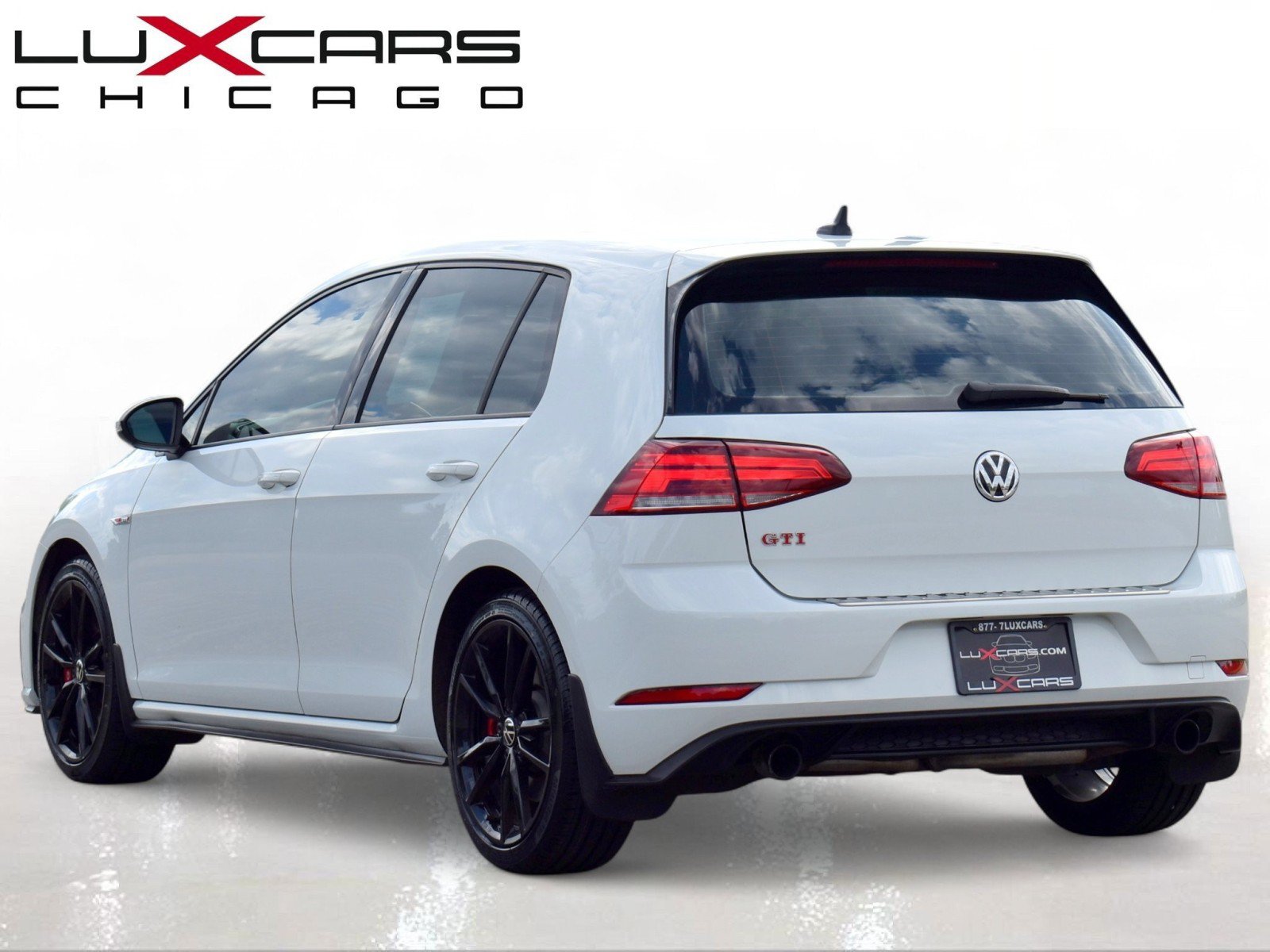 Used 2019 Volkswagen GTI SE FWD image 8