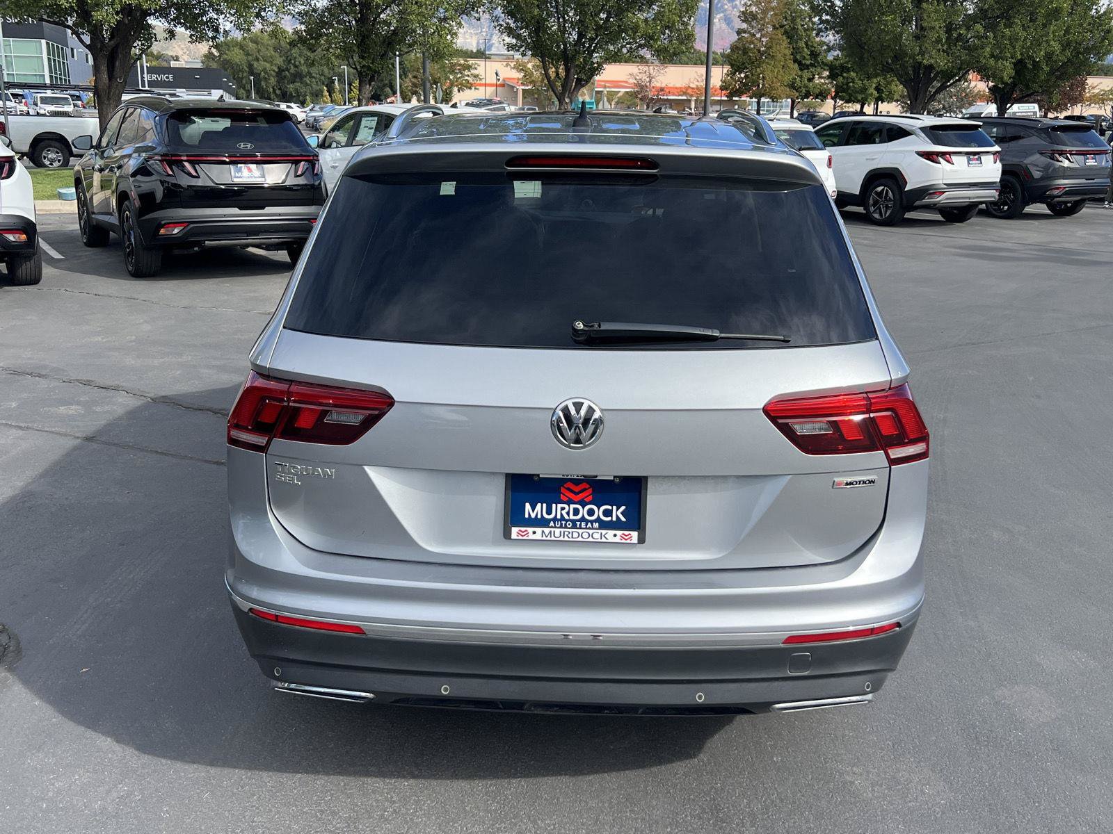 Used 2020 Volkswagen Tiguan SEL w/ 3rd Row Seat Package AWD/4WD image 16