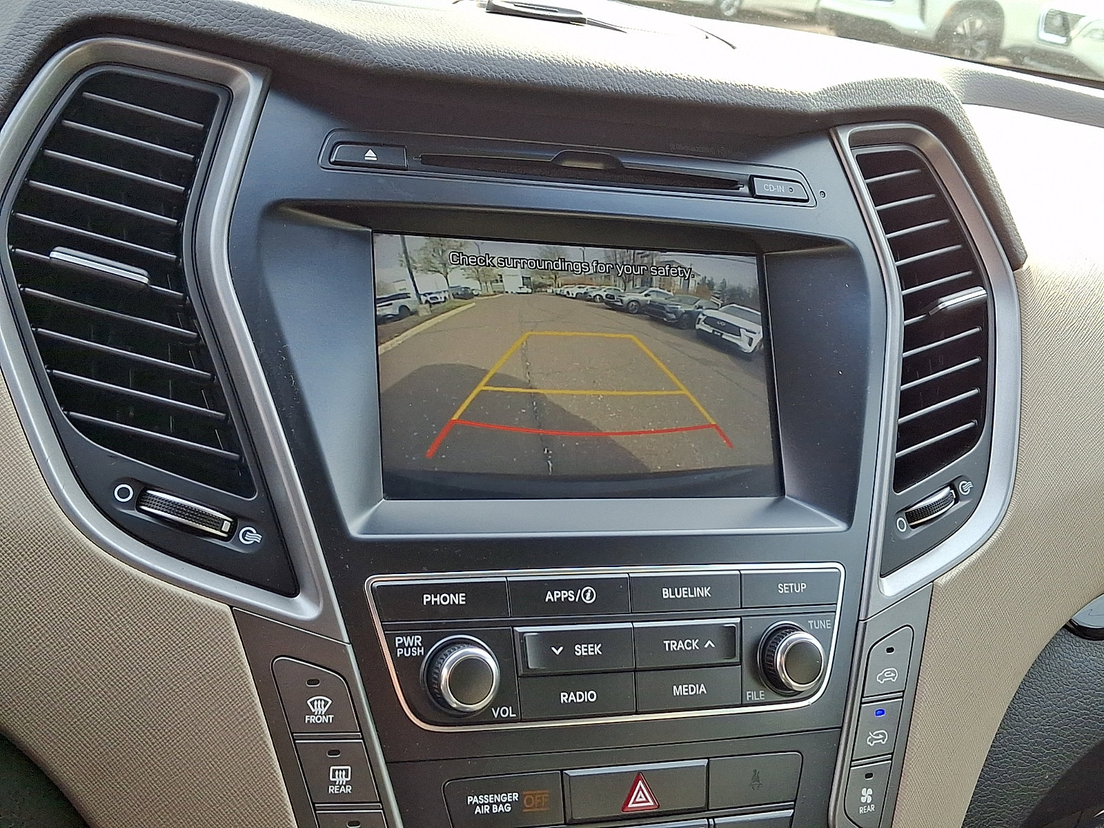 Used 2017 Hyundai Santa Fe SE FWD image 20