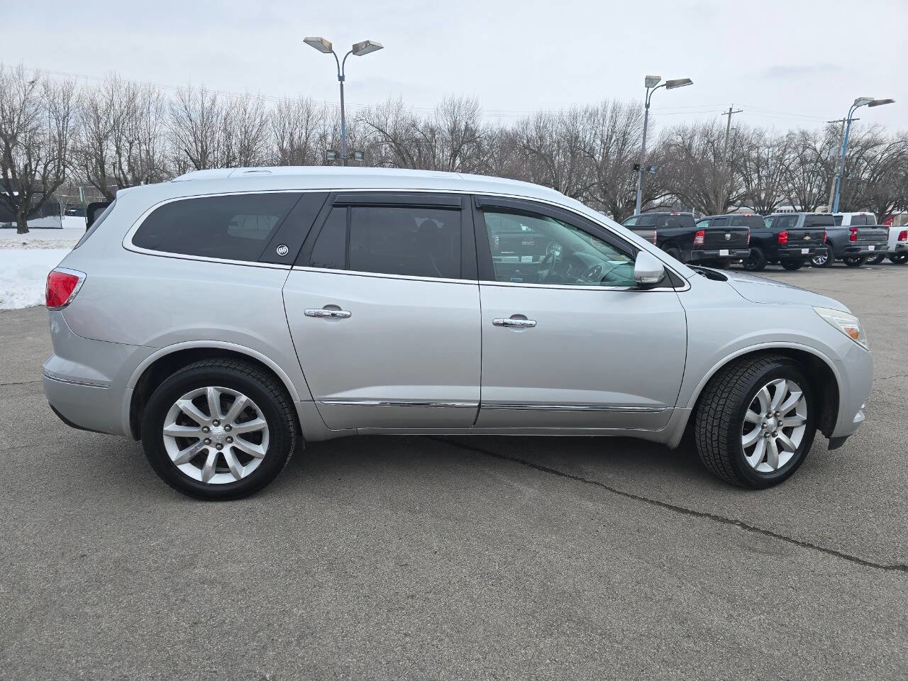 Used 2016 Buick Enclave Premium w/ Experience Buick Package image 4