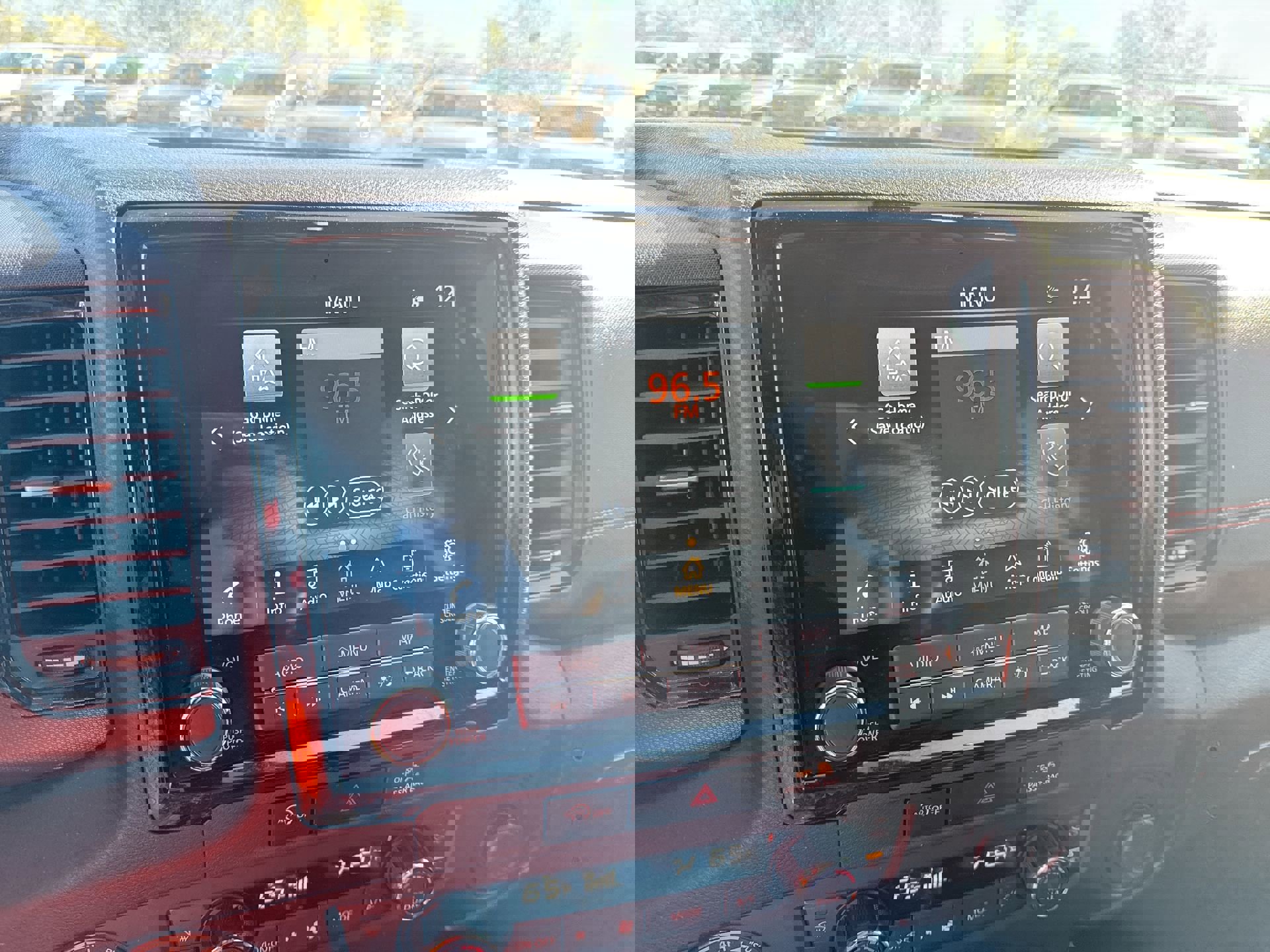 Used 2024 Nissan Frontier PRO-4X w/ Off-Road Protection Package image 12