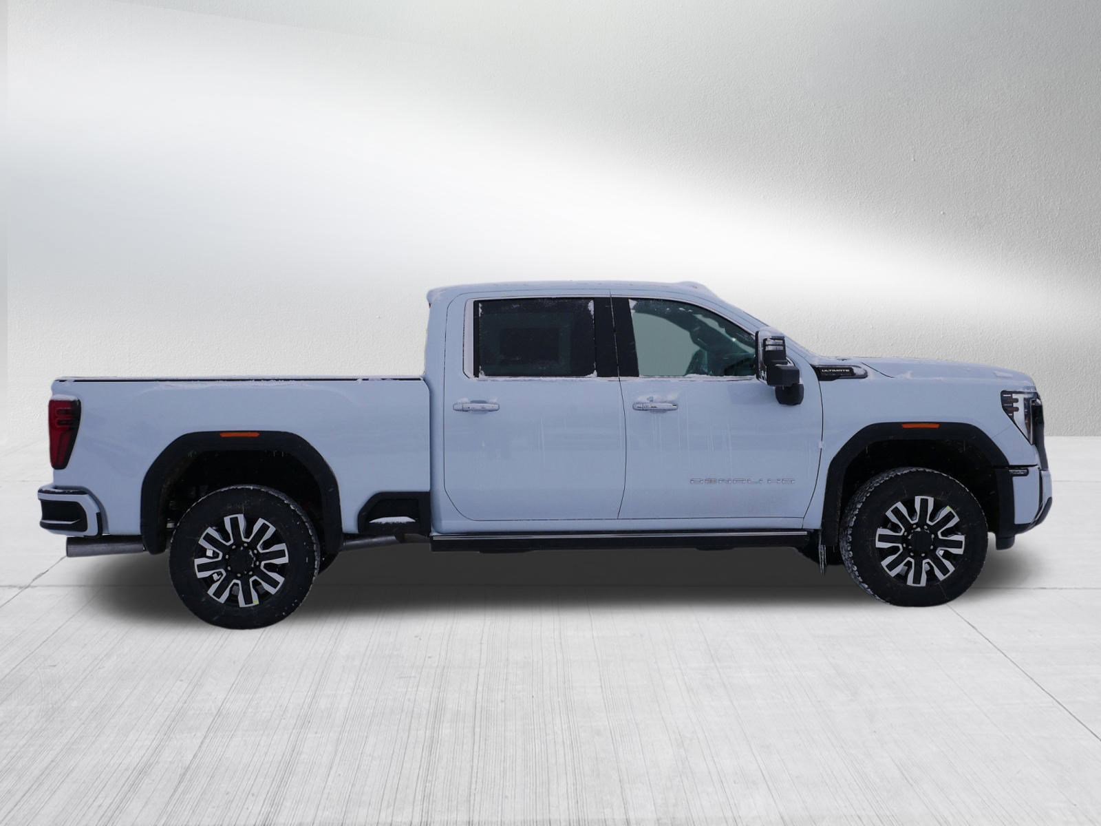 New 2026 GMC Sierra 2500 Denali Ultimate w/ Max Trailering Package image 6