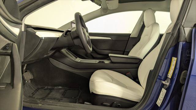 Used 2021 Tesla Model 3 Standard Range Plus RWD image 11