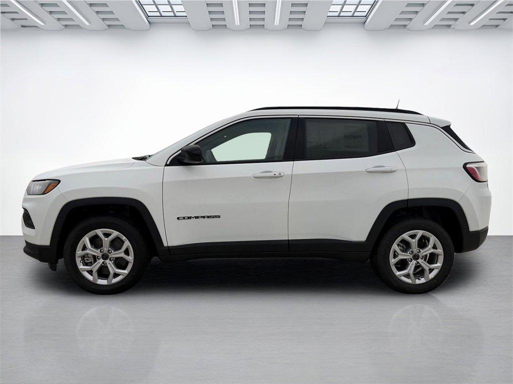 New 2026 Jeep Compass Latitude image 6