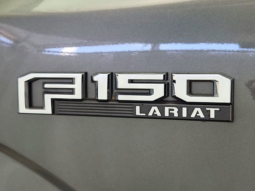 Used 2018 Ford F150 Lariat w/ Equipment Group 502A Luxury AWD/4WD image 36