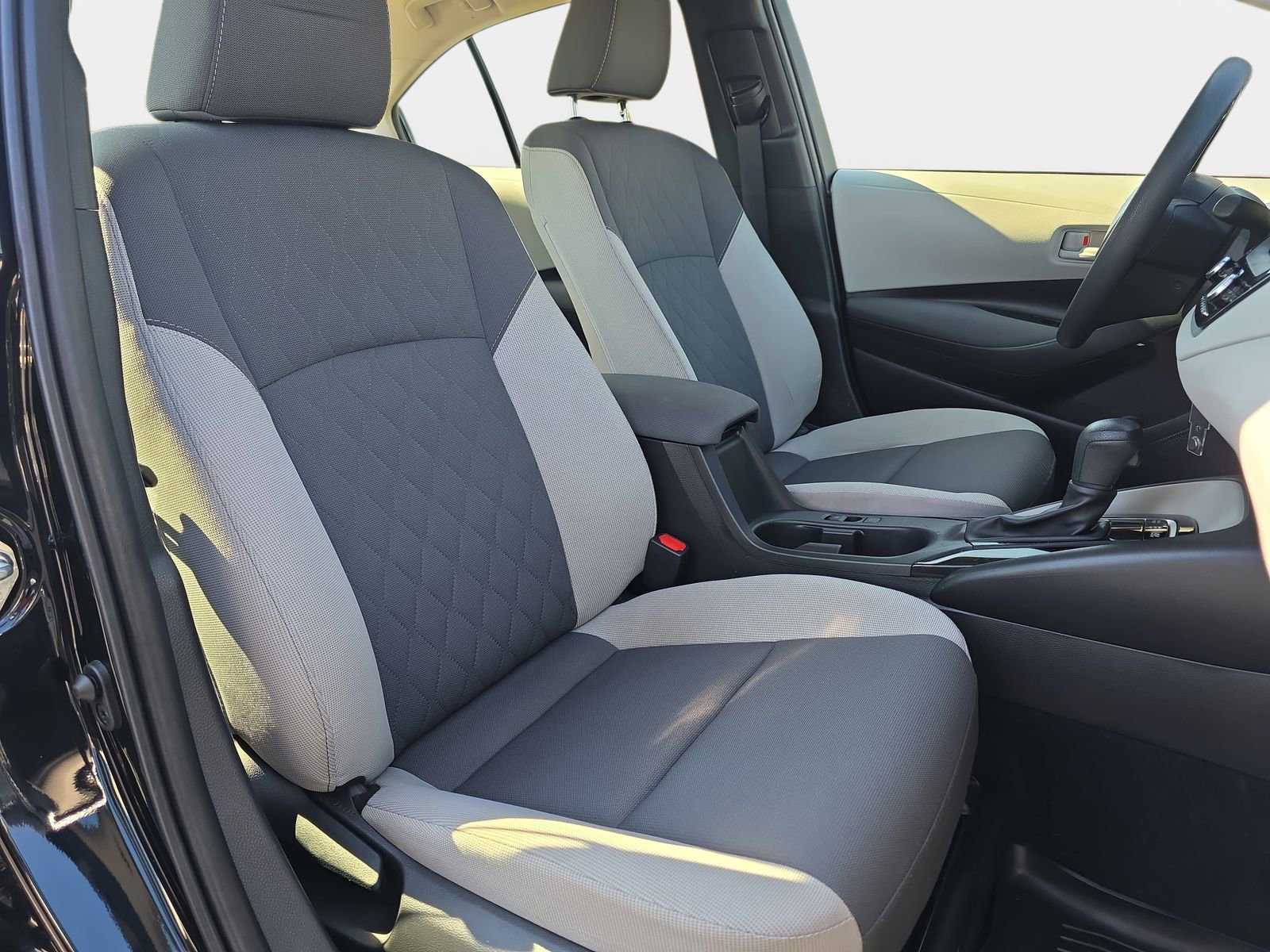 Used 2024 Toyota Corolla LE image 10