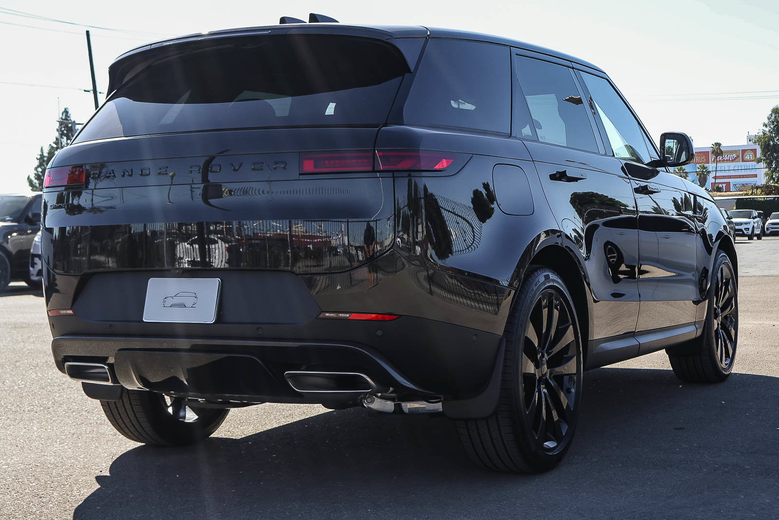 New 2026 Land Rover Range Rover Sport SE AWD/4WD image 5