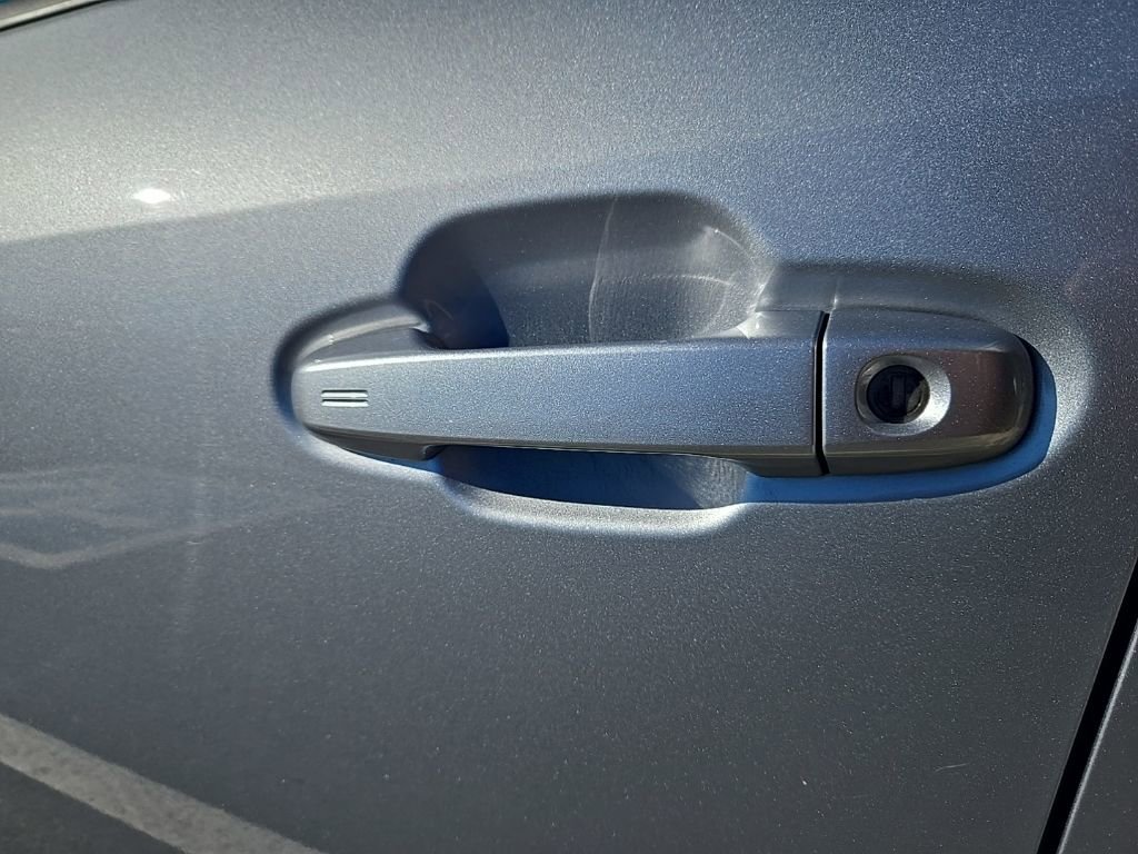 Used 2024 Subaru Crosstrek 2.0i Premium image 11