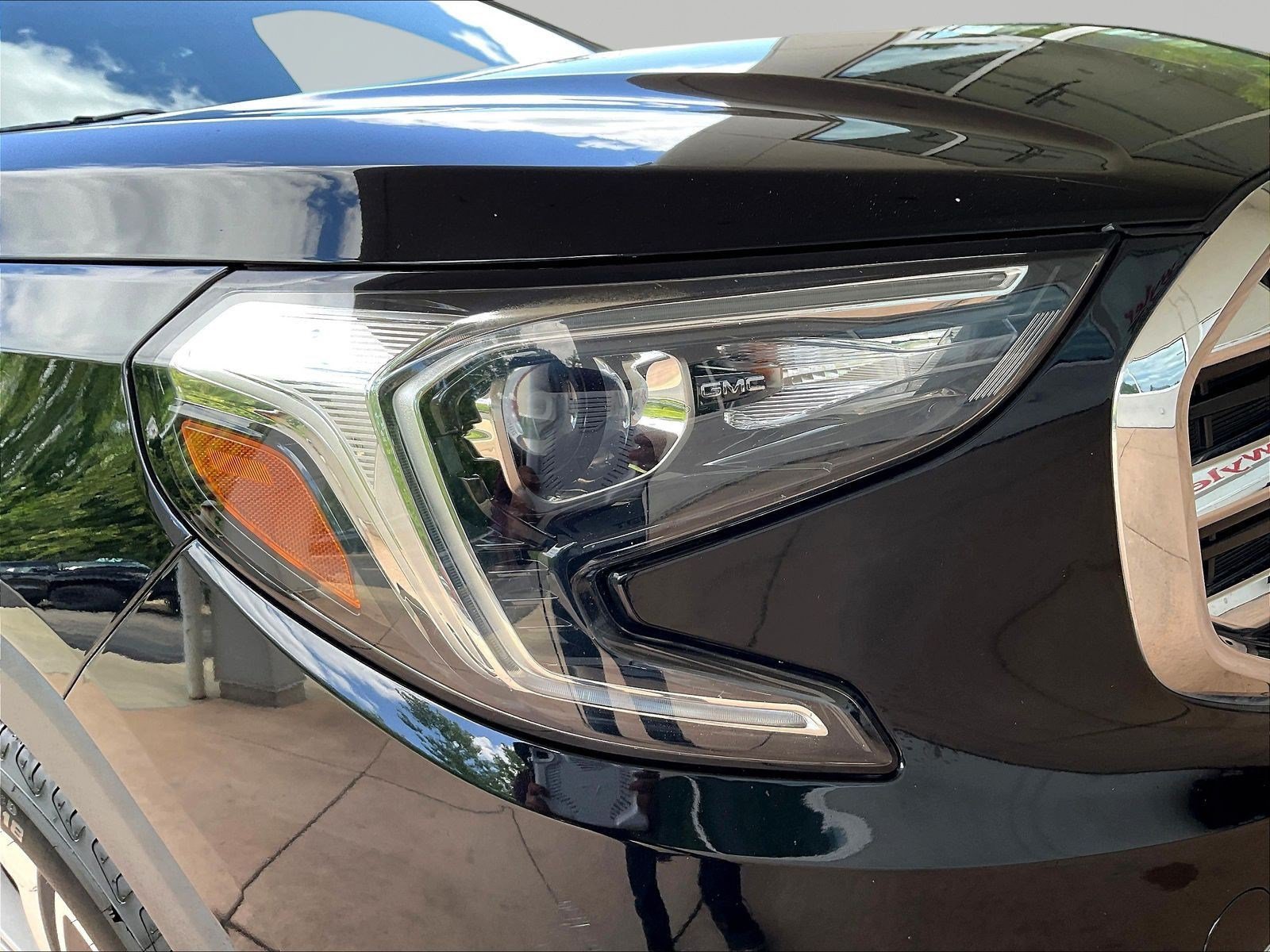 Used 2019 GMC Terrain SLT w/ Preferred Package AWD/4WD image 29