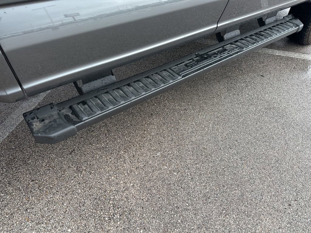 New 2026 Ford F250 Lariat w/ Black Appearance Package image 45