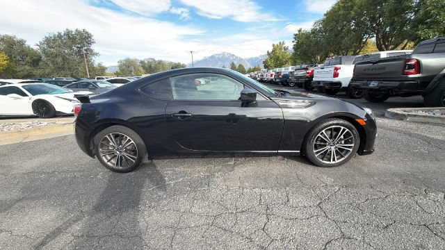 Used 2015 Subaru BRZ Limited w/ Popular Package #1B RWD image 6