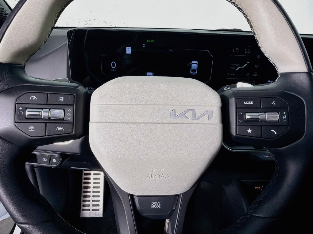 Used 2025 Kia K4 GT-Line Turbo FWD image 16