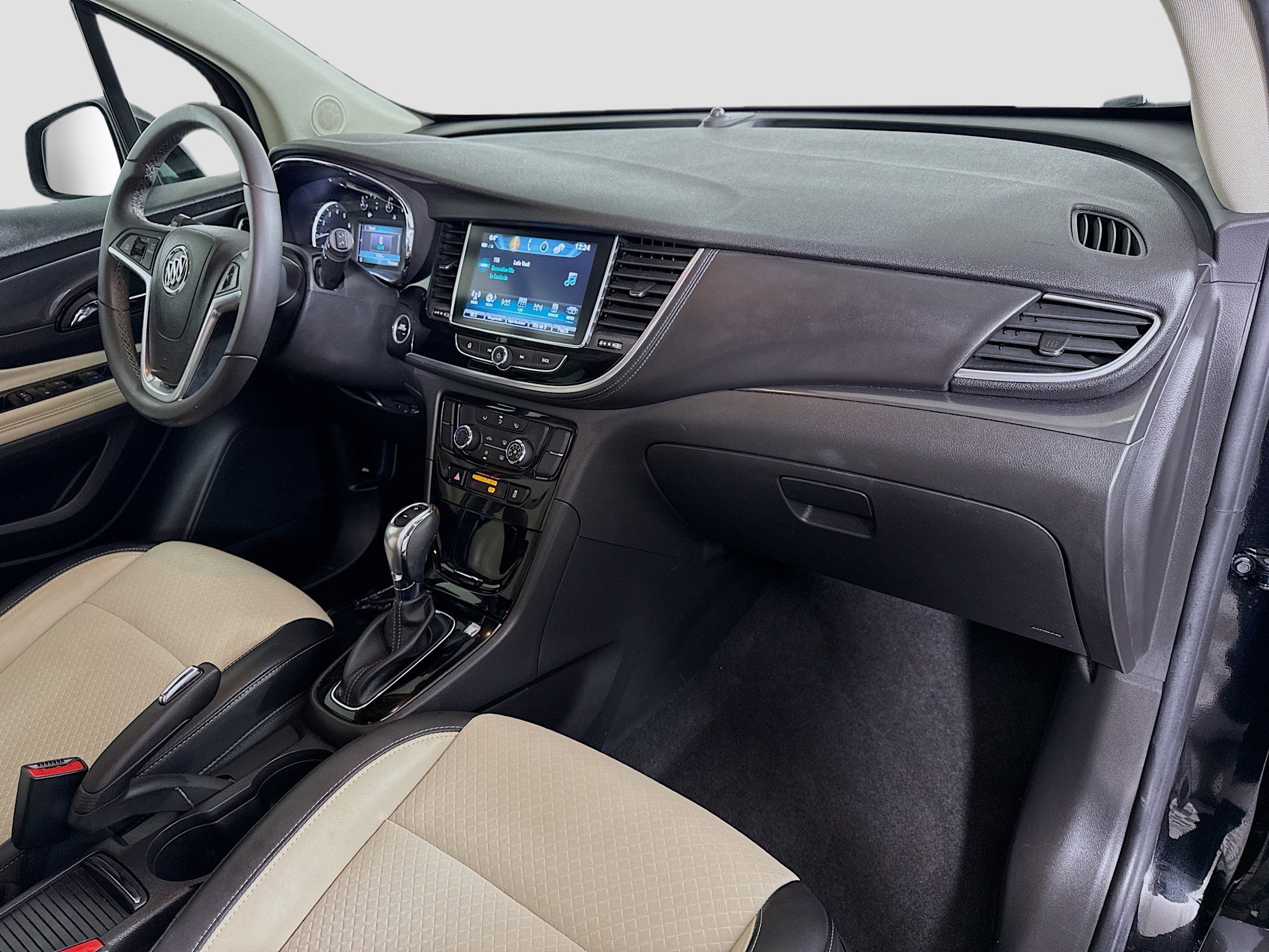 Used 2021 Buick Encore Preferred AWD/4WD image 30