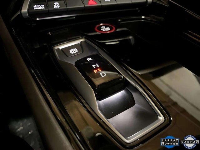 Used 2022 Audi e-tron GT Premium Plus image 51