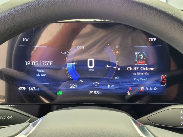 Used 2025 Chevrolet Blazer EV LT AWD/4WD image 27