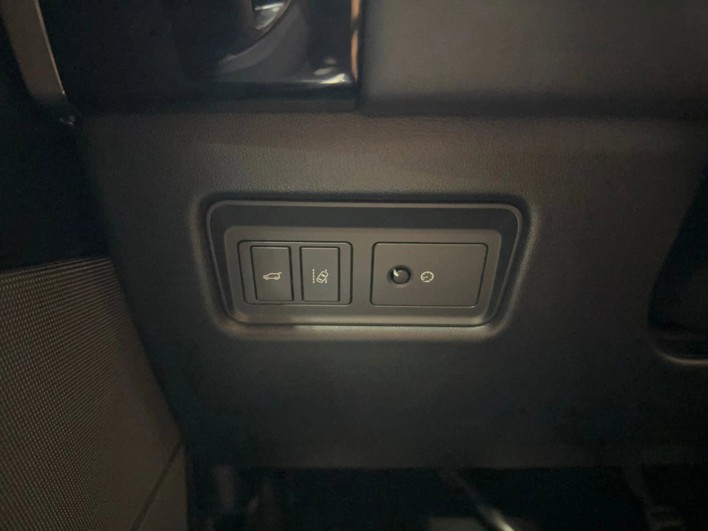 Used 2017 Land Rover Range Rover Sport HSE Dynamic image 35