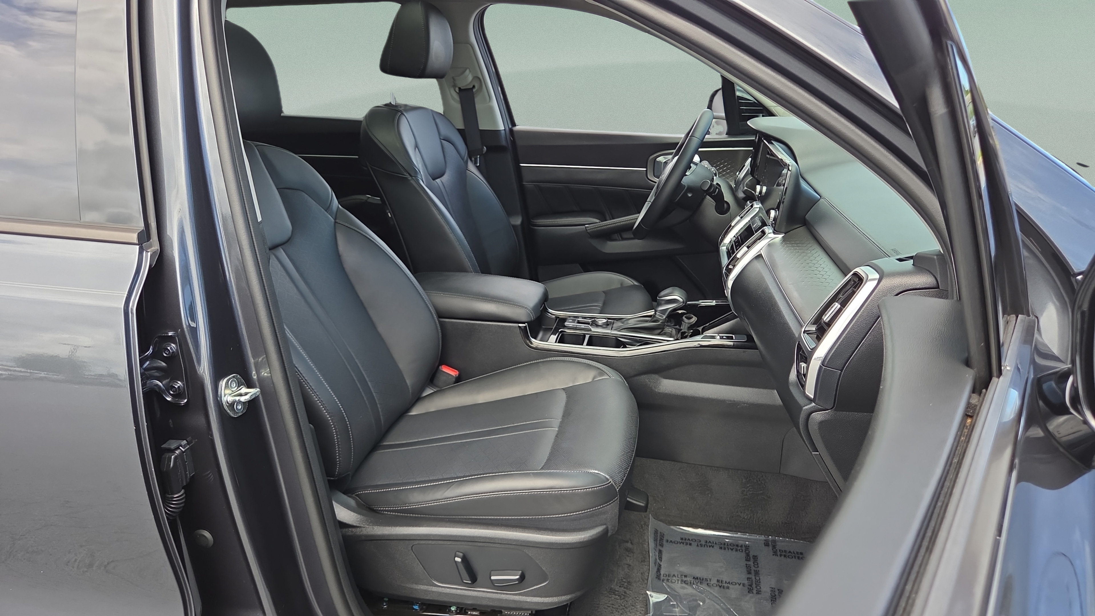 Used 2023 Kia Sorento SX AWD/4WD image 19