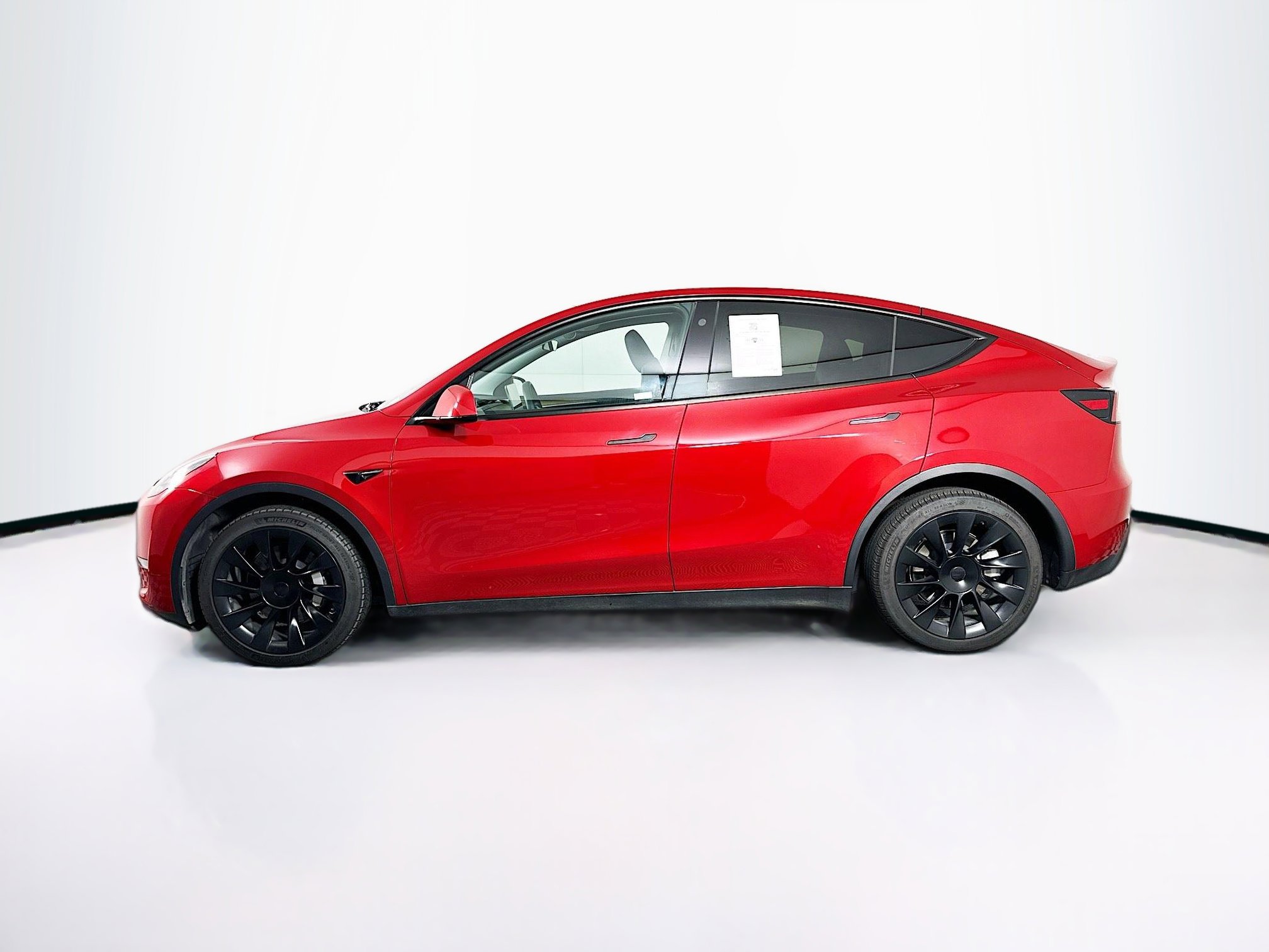 Used 2023 Tesla Model Y Long Range image 4