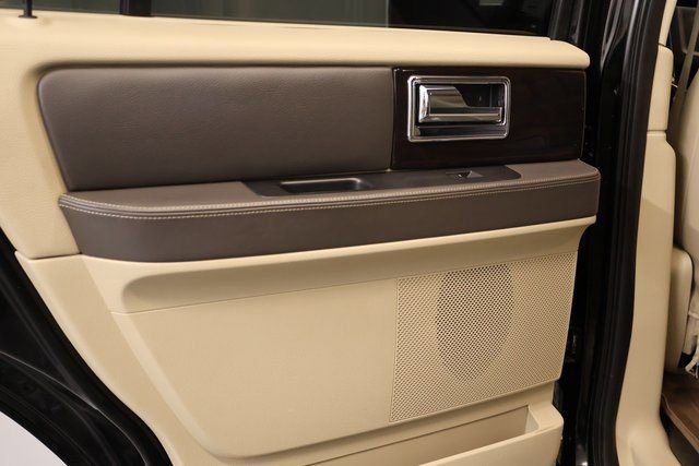 Used 2015 Lincoln Navigator 2WD w/ Equipment Group 101A Reserve image 28