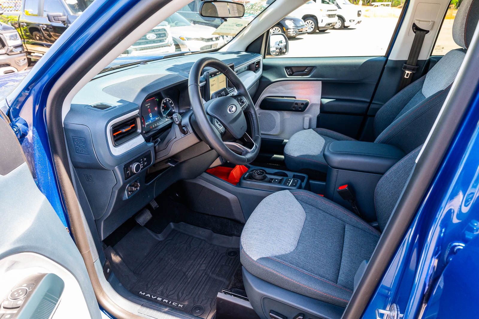 Used 2024 Ford Maverick XLT w/ XLT Luxury Package AWD/4WD image 21