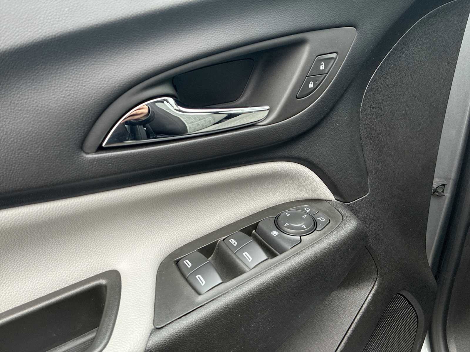 Certified 2024 Chevrolet Equinox LS w/ Sport Edition image 22