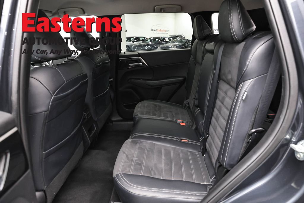 Used 2024 Mitsubishi Outlander SE AWD/4WD image 21