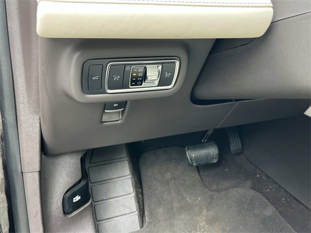 Used 2024 Lincoln Nautilus Black Label w/ Jet Appearance Package (87T) image 32