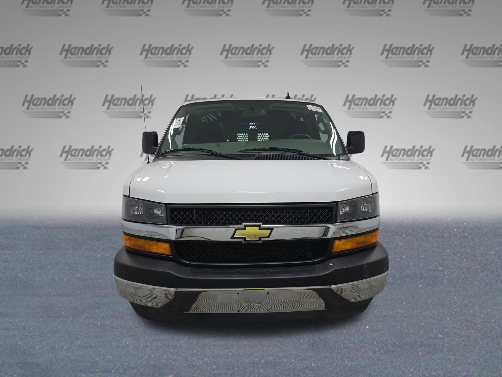 Used 2024 Chevrolet Express 2500 w/ Driver Convenience Package RWD image 2
