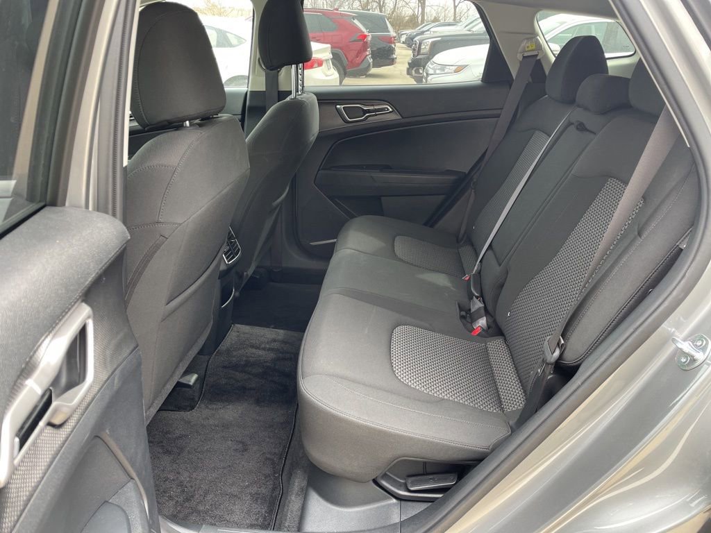 Used 2024 Kia Sportage LX FWD image 10