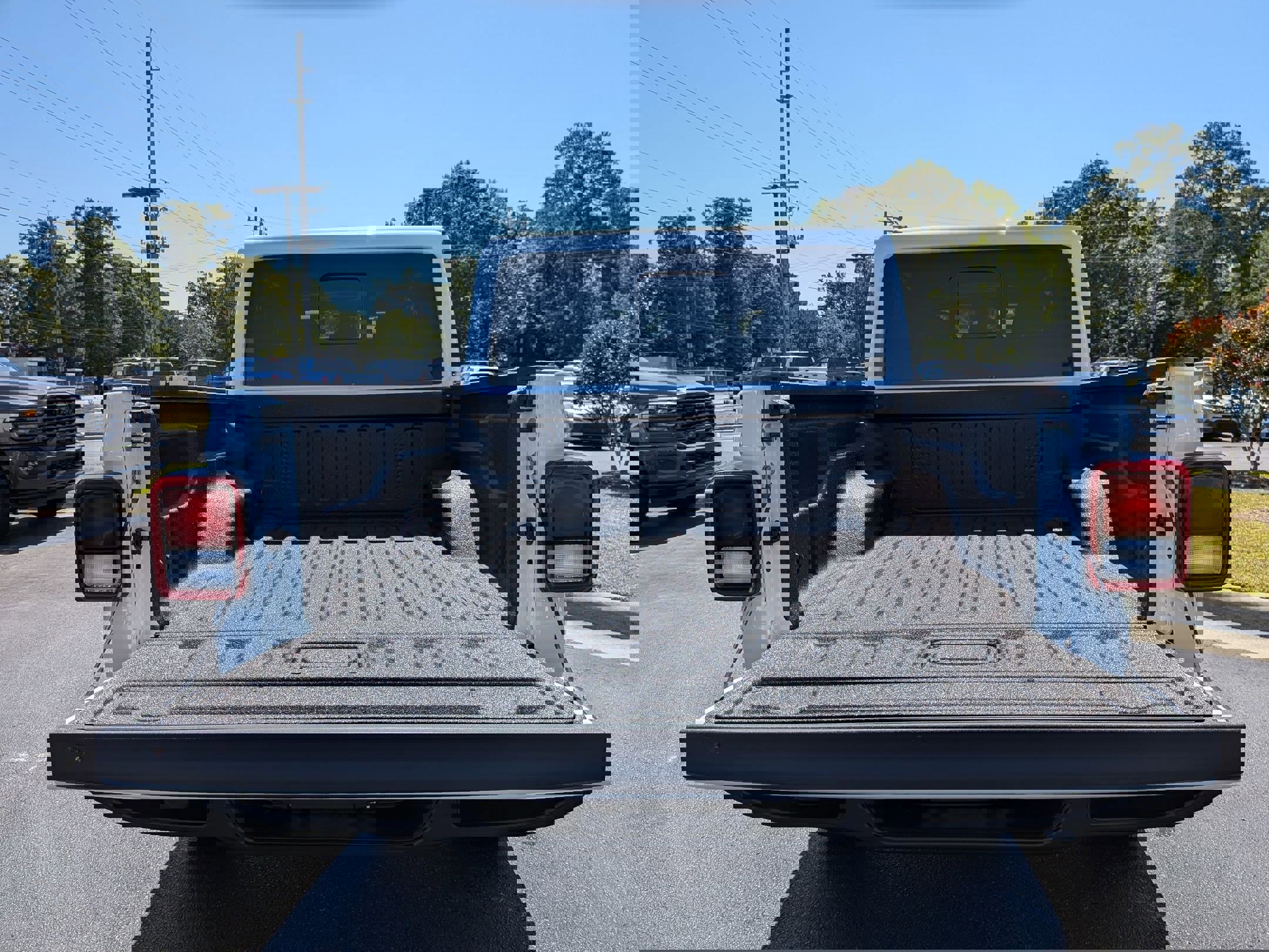 New 2025 Jeep Gladiator Sport image 26