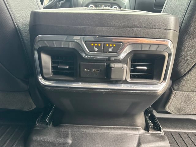 Used 2023 GMC Sierra 3500 Denali w/ Denali Ultimate Package AWD/4WD image 10