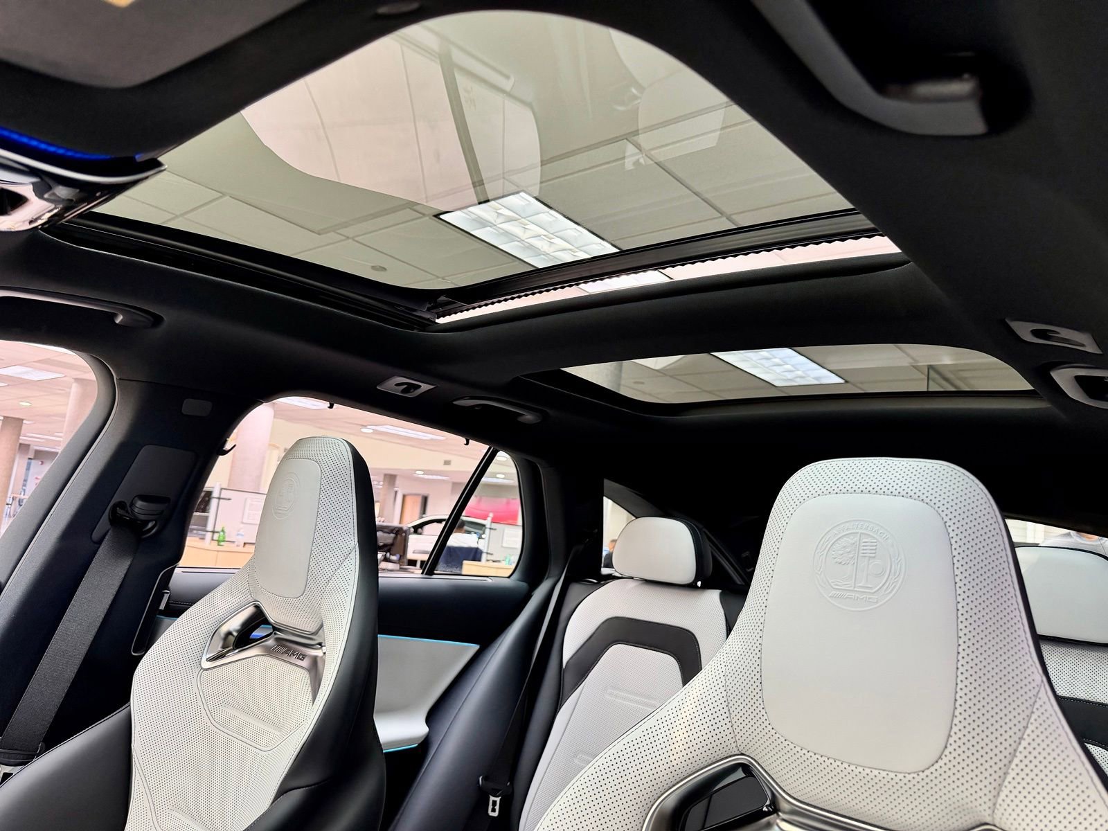 New 2026 Mercedes-Benz E 53 AMG 4MATIC Sedan image 17