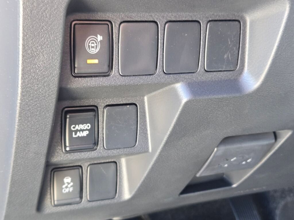 New 2026 Nissan Frontier SV w/ All-Weather Content Package AWD/4WD image 24