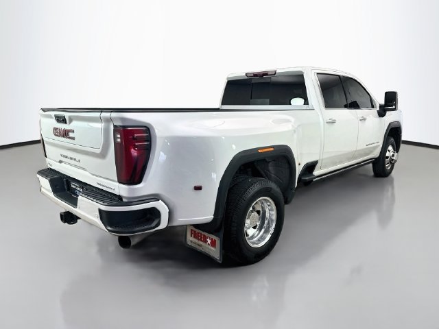 Used 2024 GMC Sierra 3500 Denali w/ Technology Package AWD/4WD image 7