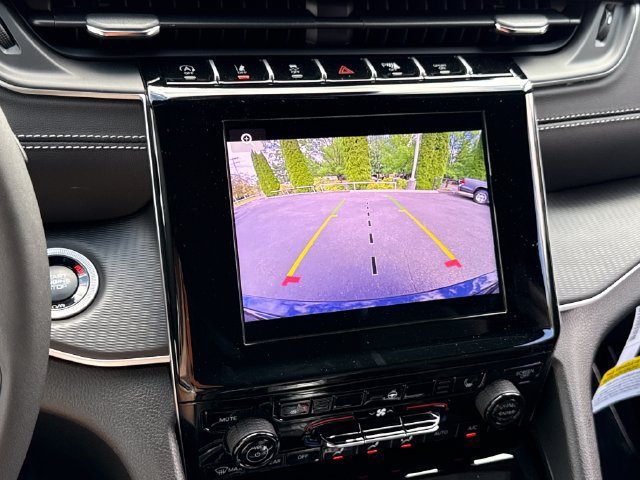 New 2026 Jeep Grand Cherokee Laredo X AWD/4WD image 29